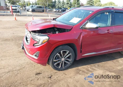 2018 GMC Terrain Denali z USA, uszkodzony, nr VIN 3GKALXEX8JL170576